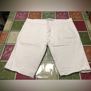 Men’s Brooklyn Laundry White Shorts Denim Size 38 Stretch Waist Rare